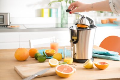 Ensemble bec verseur - Presse agrumes électrique Vitamin Ready – Image 3